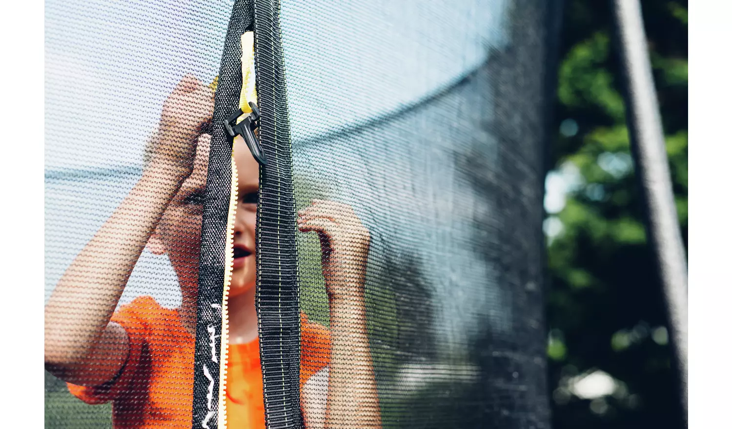 Plum 10ft Space Zone Trampoline with Enclosure - Image 5